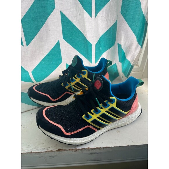 Men’s Size 9 - adidas UltraBoost 1.0 PE Becky Sauerbrunn edition - Picture 2 of 5